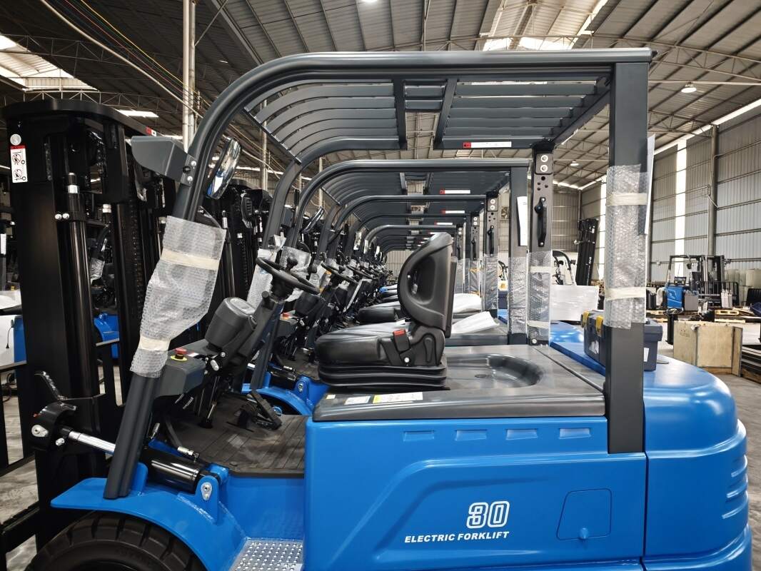 El autoelevador eléctrico de 2.5 toneladas más buscado del mes(Figura2)