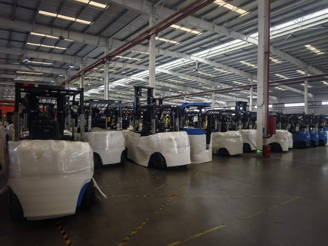 Plan de mantenimiento para montacargas eléctrico en Colombia