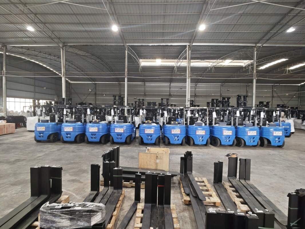 montacargas eléctricos para el sector retail y almacenes