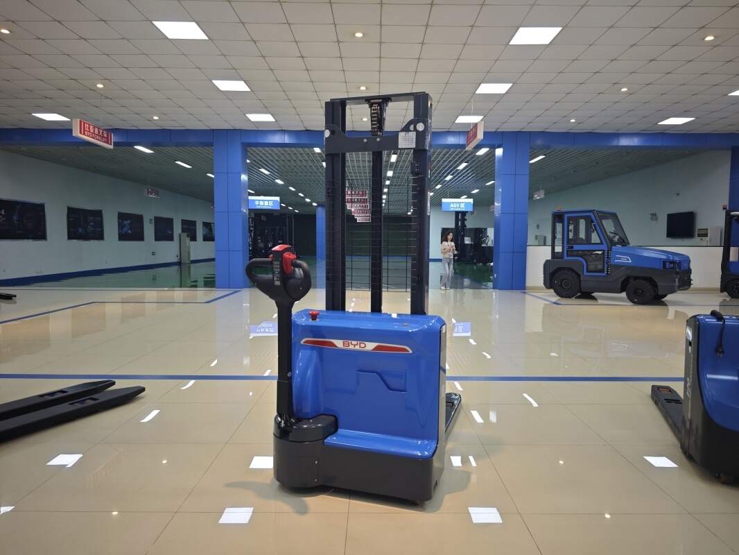 Logística pesada con autoelevador eléctrico de litio(Figura3) Logística pesada con autoelevador eléctrico de litio(Figura3)