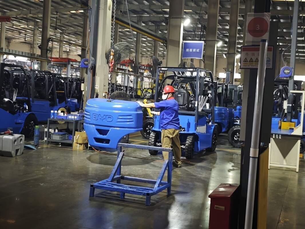 Servicio técnico de montacargas eléctricos: qué debe incluir en Colombia(Figura1) Servicio técnico de montacargas eléctricos: qué debe incluir en Colombia(Figura1)